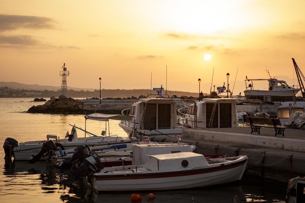 Готель Stam'S Paradise Chania  Екстер'єр фото